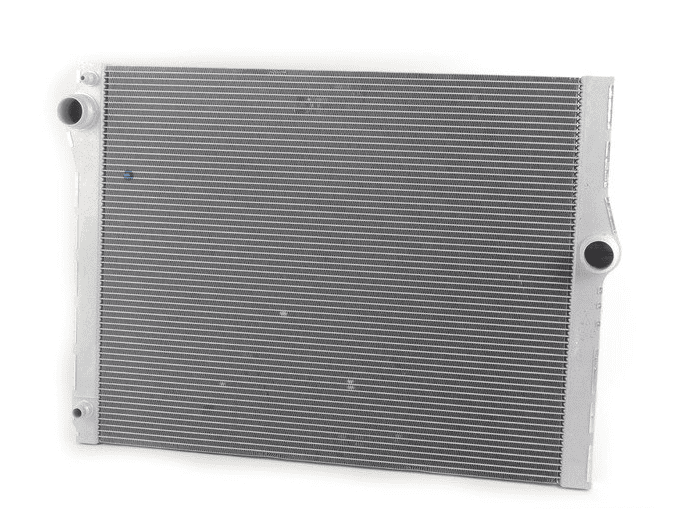 17117570093 Engine Cooling Radiator for BMW 7 Series F01-F02 2008-2015 N63